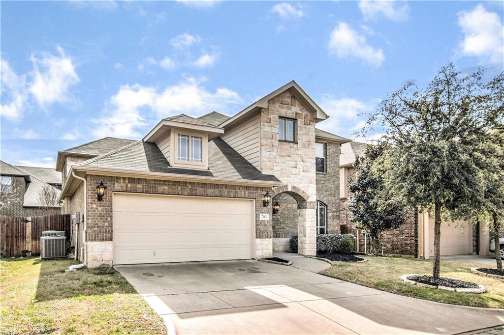 Courtyards The - Residential