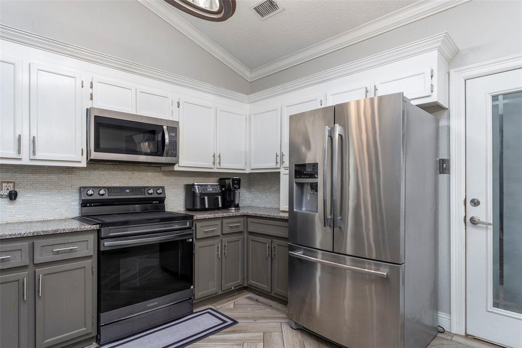 Crestdale Add - Residential