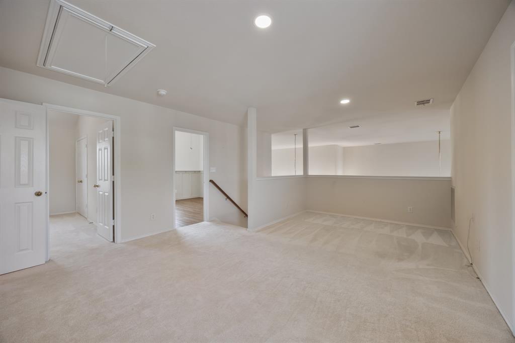 Wellington Ridge Manor - Residential