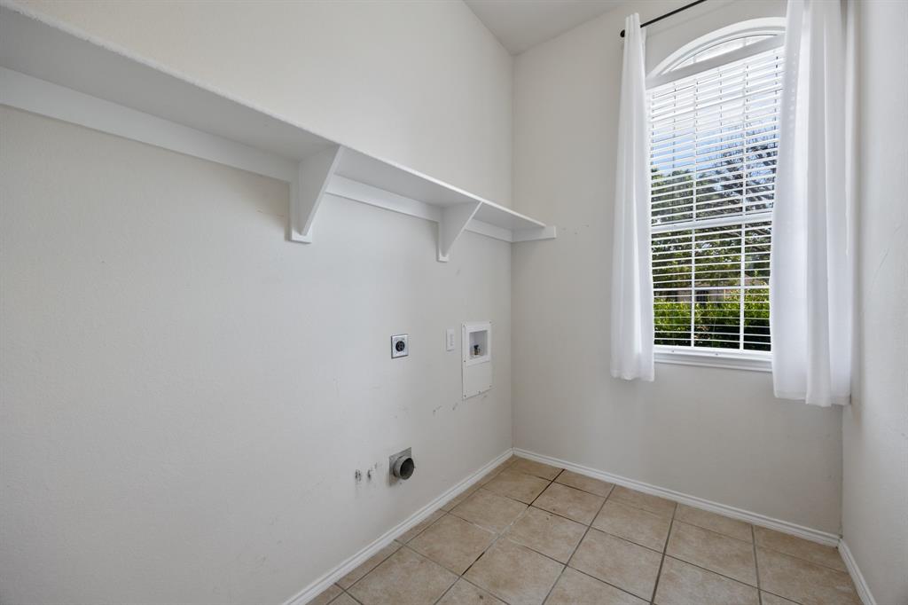 Wellington Ridge Manor - Residential