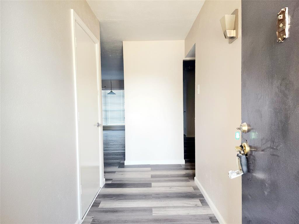 5221 Kisor Drive