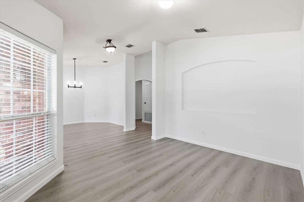 1423 Sleepy Hollow Drive