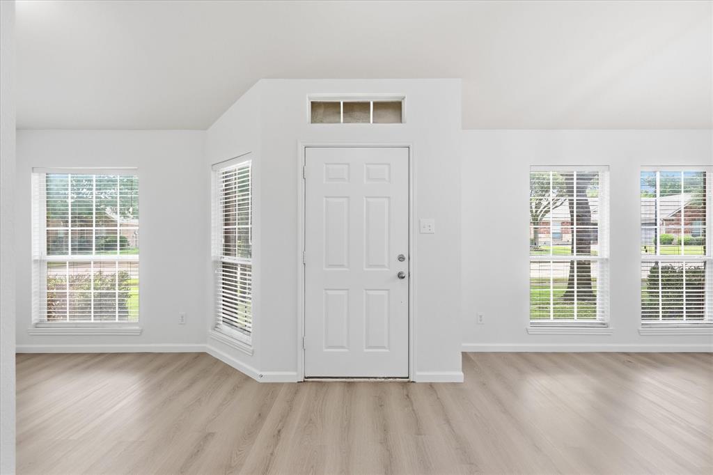 1423 Sleepy Hollow Drive