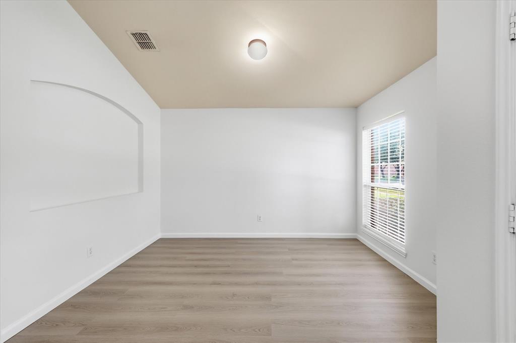 1423 Sleepy Hollow Drive