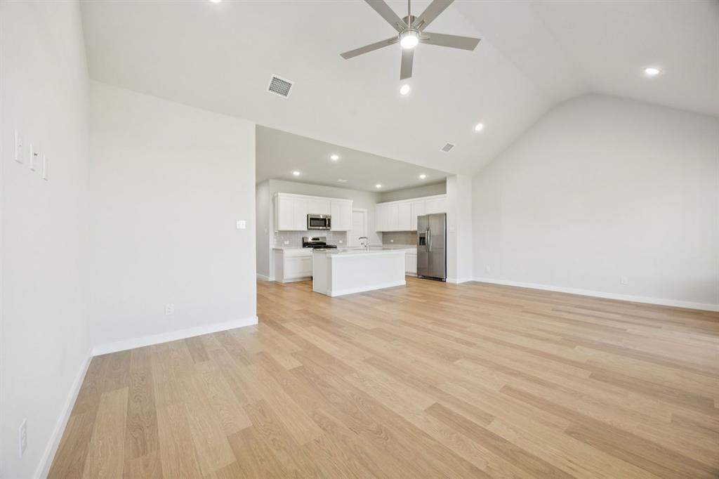 Lakehaven - Residential