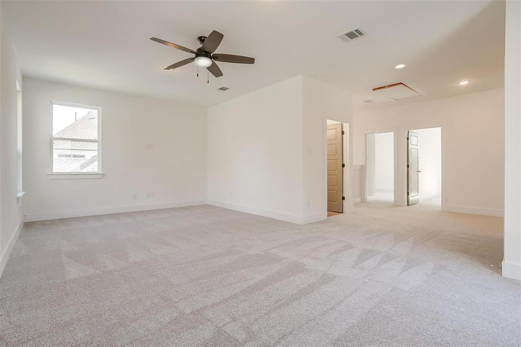 Three Oaks - Residential