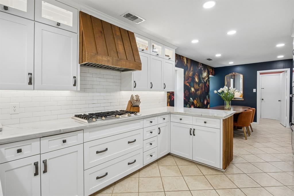 2813 Raintree Drive
