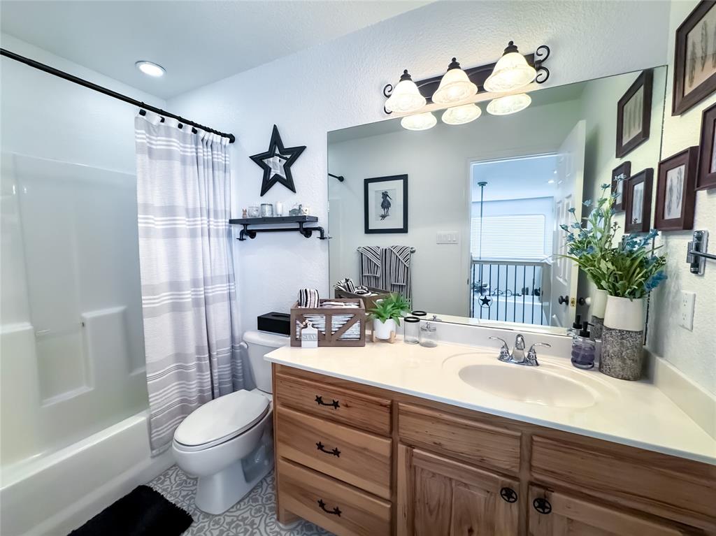 ABST 328 HENDRICKS - Farm