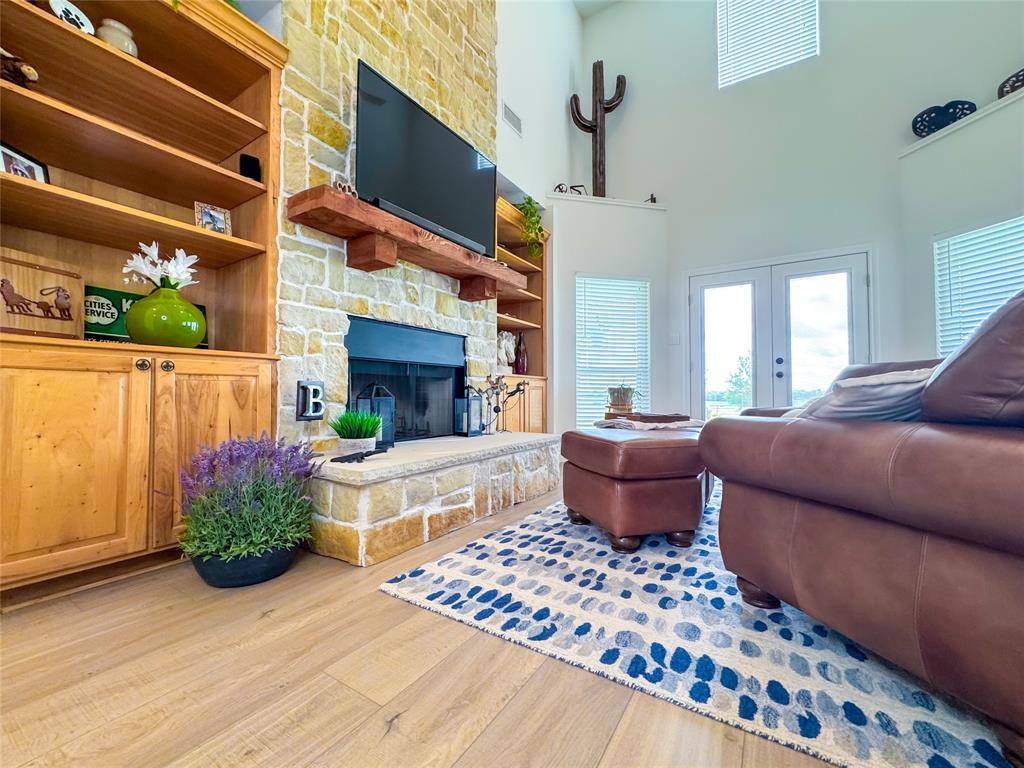 ABST 328 HENDRICKS - Farm