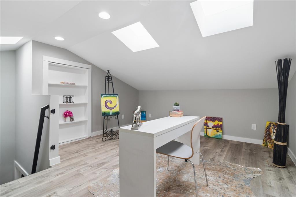 Hillcrest Manor 2nd Sec - Residential