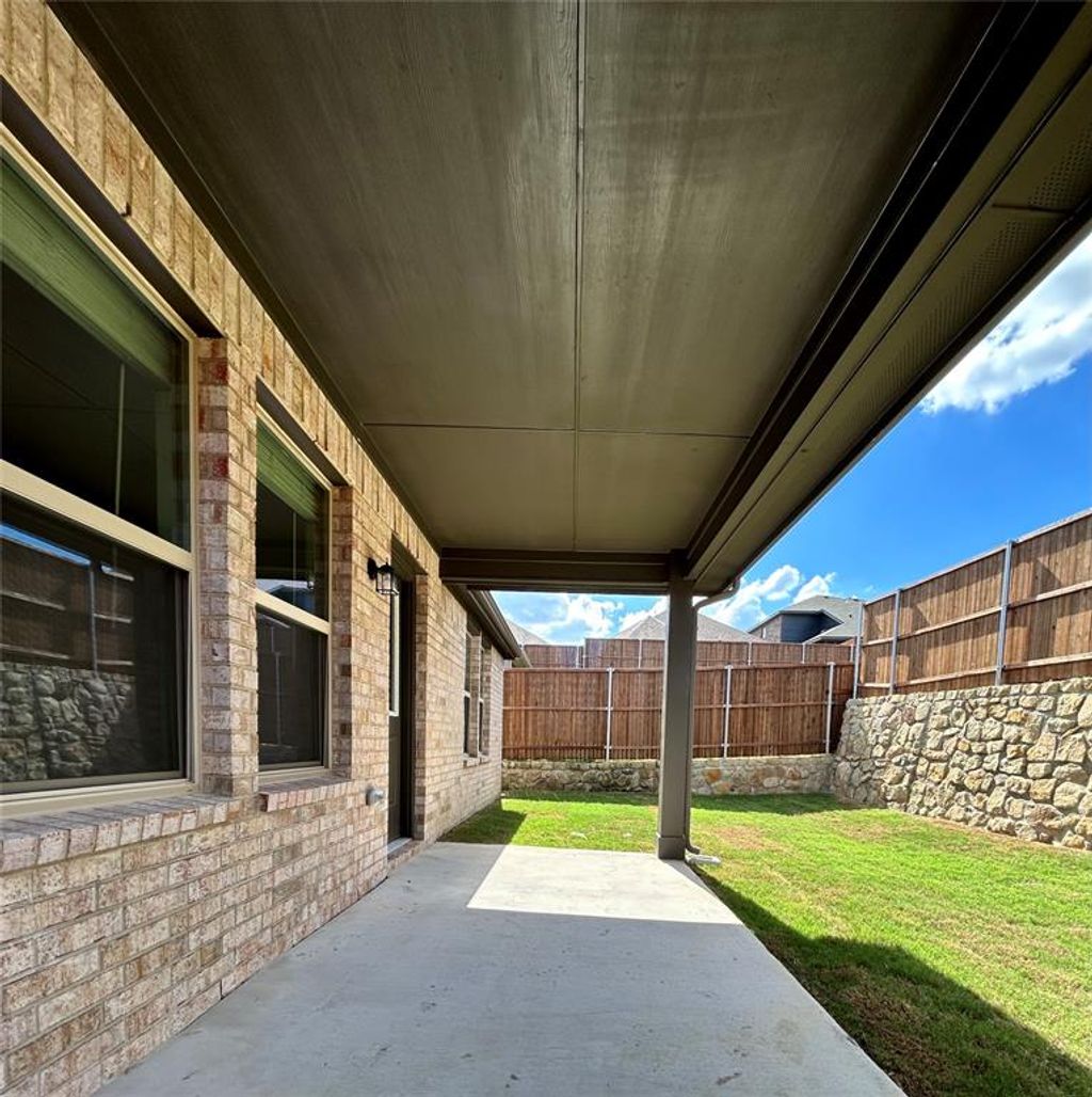 Photo of 2505 McNally Drive, Mesquite, TX 75149 (MLS # 21078225)