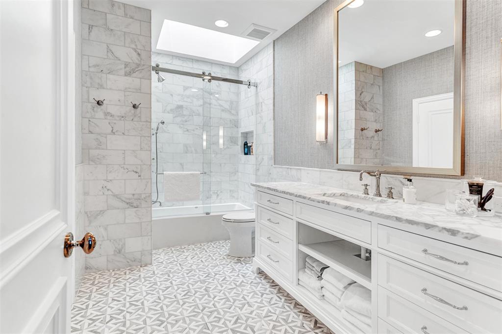 Meadows Of Willow Bend - Residential