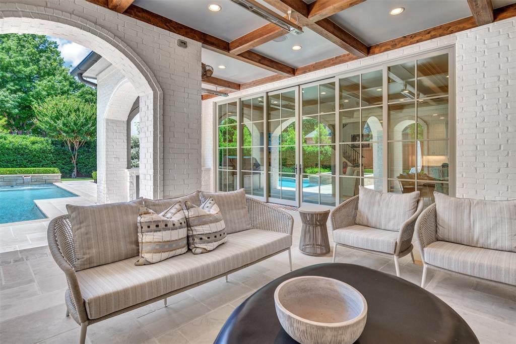 Meadows Of Willow Bend - Residential