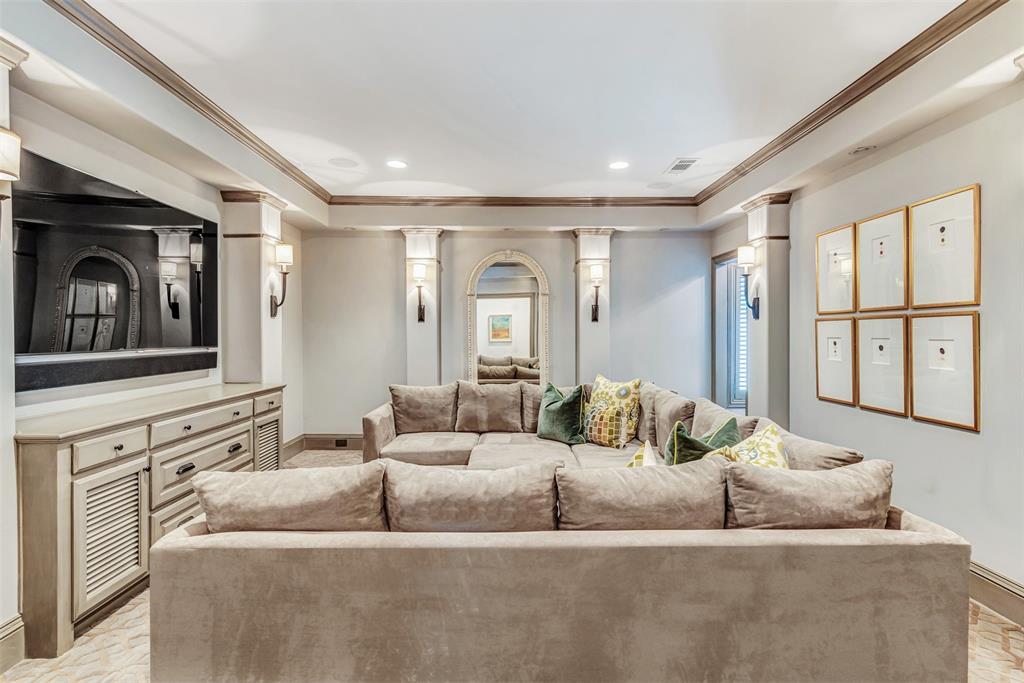 Meadows Of Willow Bend - Residential