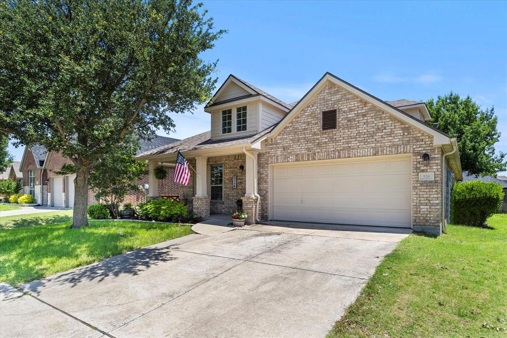 924 Mangrove Drive