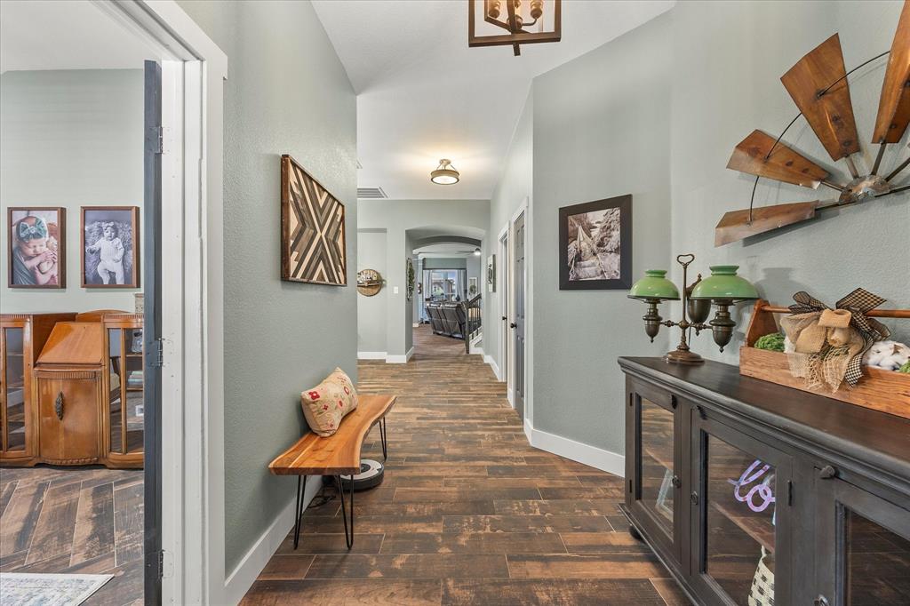 924 Mangrove Drive