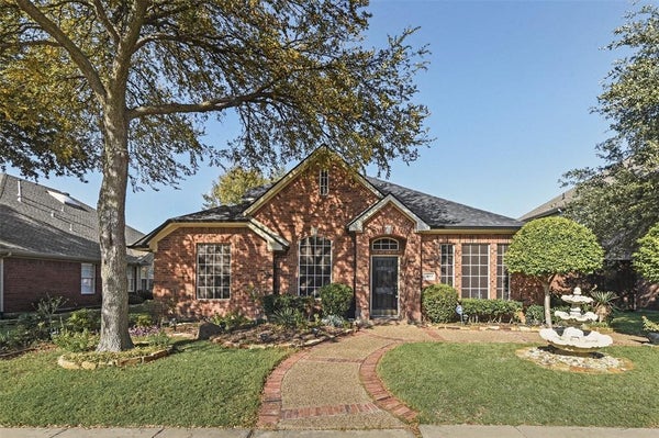 5804 LEGEND LN, THE COLONY, TX 75056 - Image f8fdf0fbcce3f610f4f900ca6a8660f9/21207897