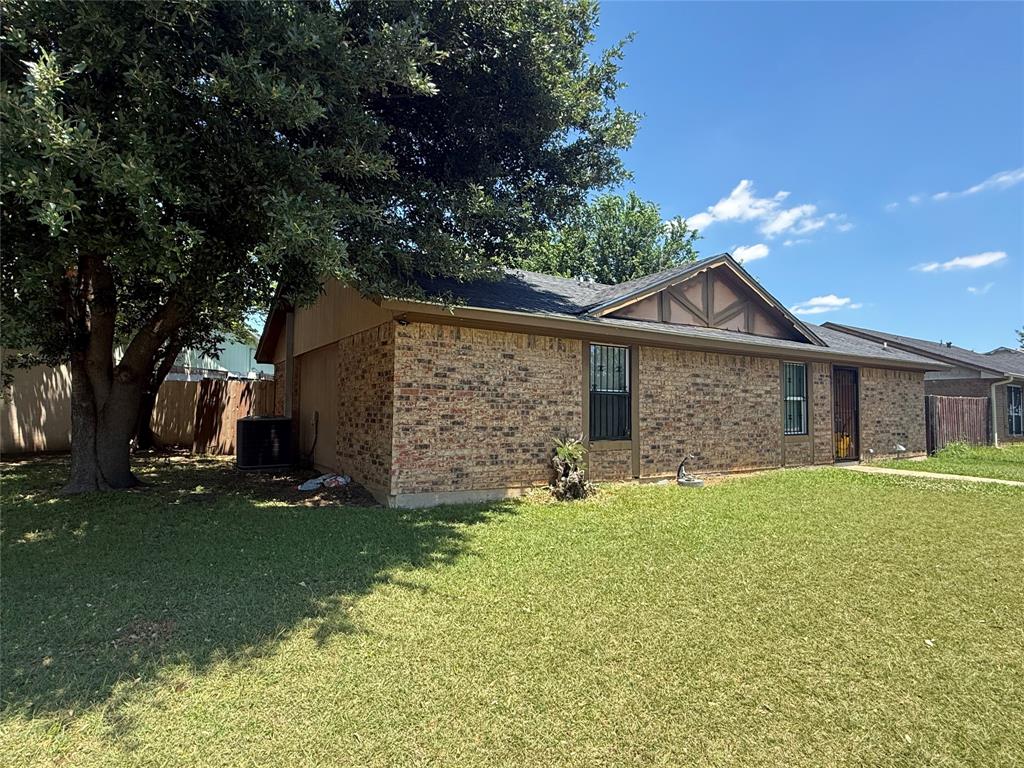 10611 Tandem Trail