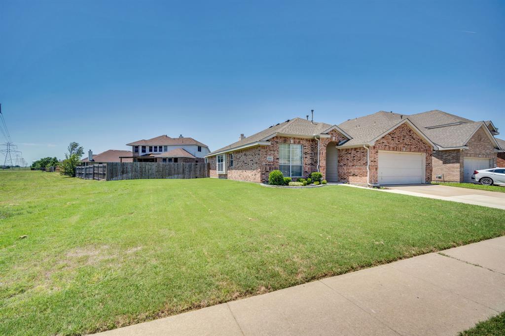 6516 Fairglen Drive