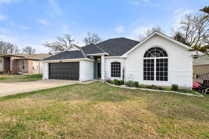Looking for a home close to Cedar Creek Lake with room to work, relax, and enjoy the outdoors? This 3-bedroom, 2-bath home in Gun Barrel City puts lake life, shopping, and dining just minutes away—without the lakefront price.

Built for easy living, the layout flows from the living room into the kitchen and dining area, making everyday life simple. A dedicated office gives you a quiet place to work from home or extra flex space. One secondary bedroom even has a small loft, perfect for a reading nook, play space, or extra storage. The attached garage adds convenient parking, and the fenced backyard is great for pets, kids, or evening downtime. Outside, enjoy great curb appeal with a freshly painted exterior. A voluntary HOA offers access to a gated lakefront park with a playground, pavilion, fishing dock, and swimming area—ideal for weekends by the water.
