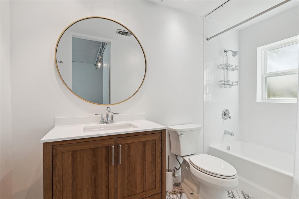 4239 Holland Condos - Residential Lease