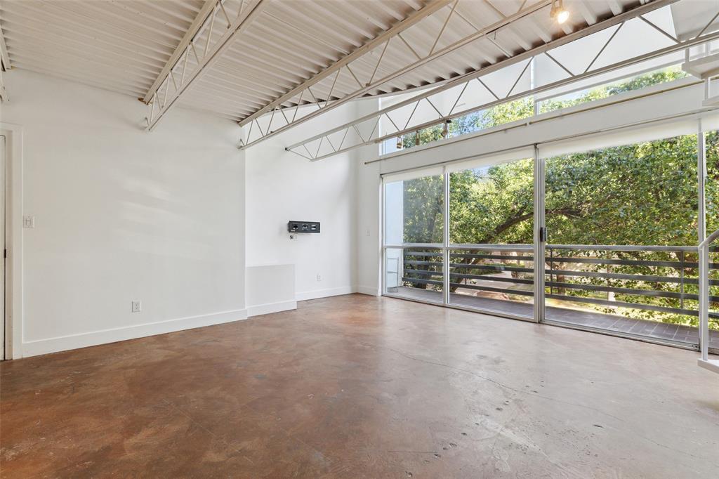 4239 Holland Condos - Residential Lease