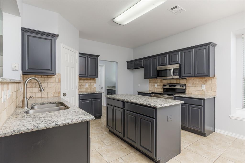 10117 Lakeview Drive