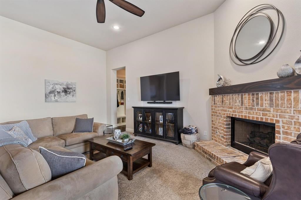 809 Dusty Trail