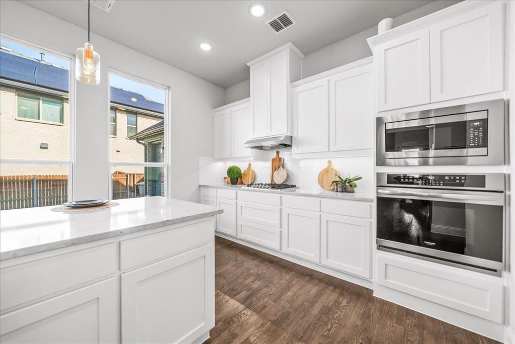 TIMBERBROOK - Residential