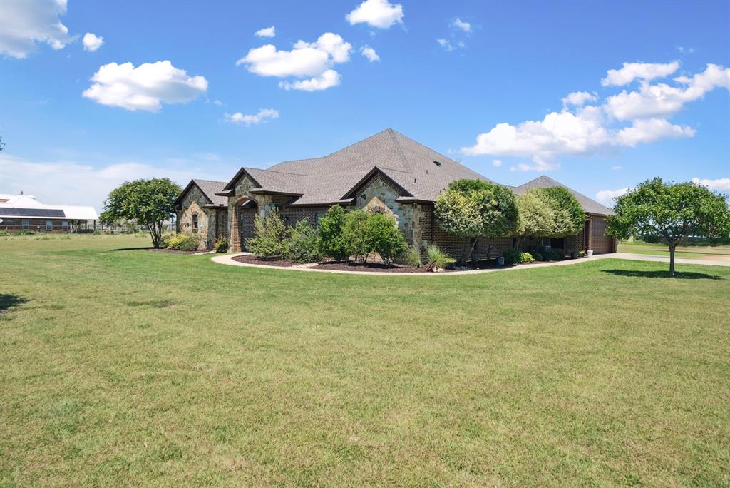 3884 Greathouse Road