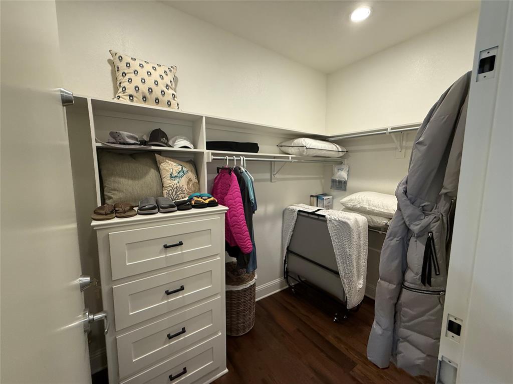 Sportsmans World - Residential