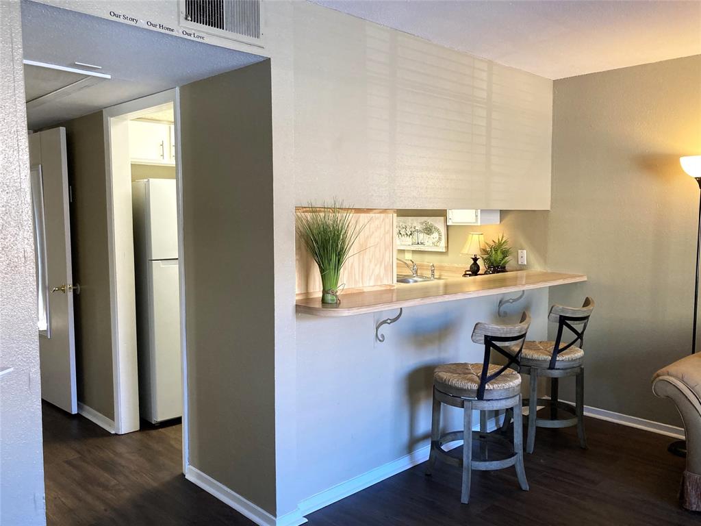 East Kings Court - Residential