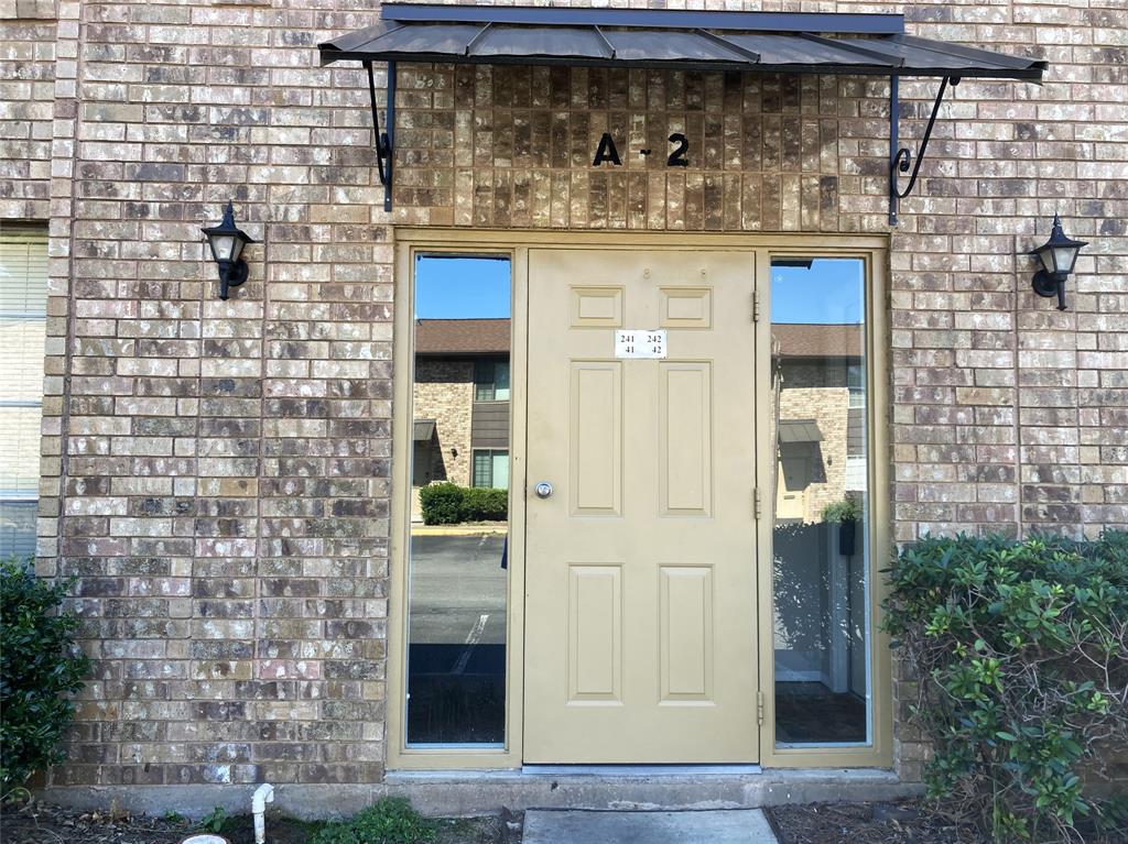 East Kings Court - Residential