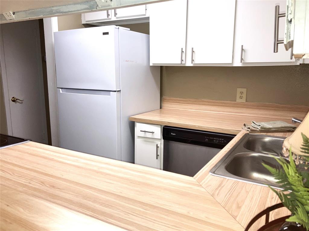 East Kings Court - Residential