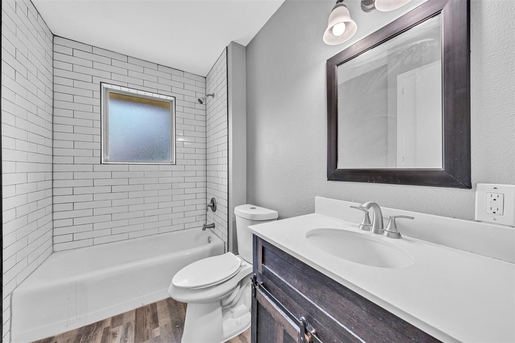 Eastridge Park 02 - Residential Lease