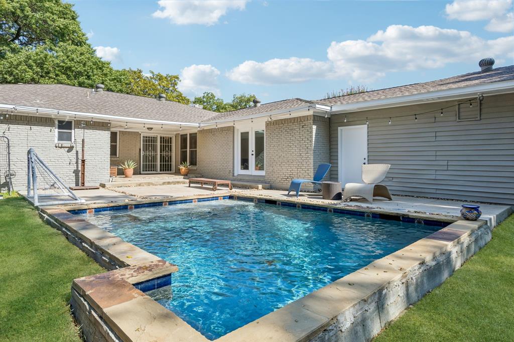8380 San Cristobal Drive