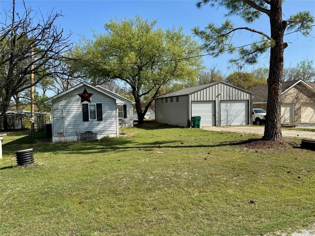 Nocona Lake Estate - Residential