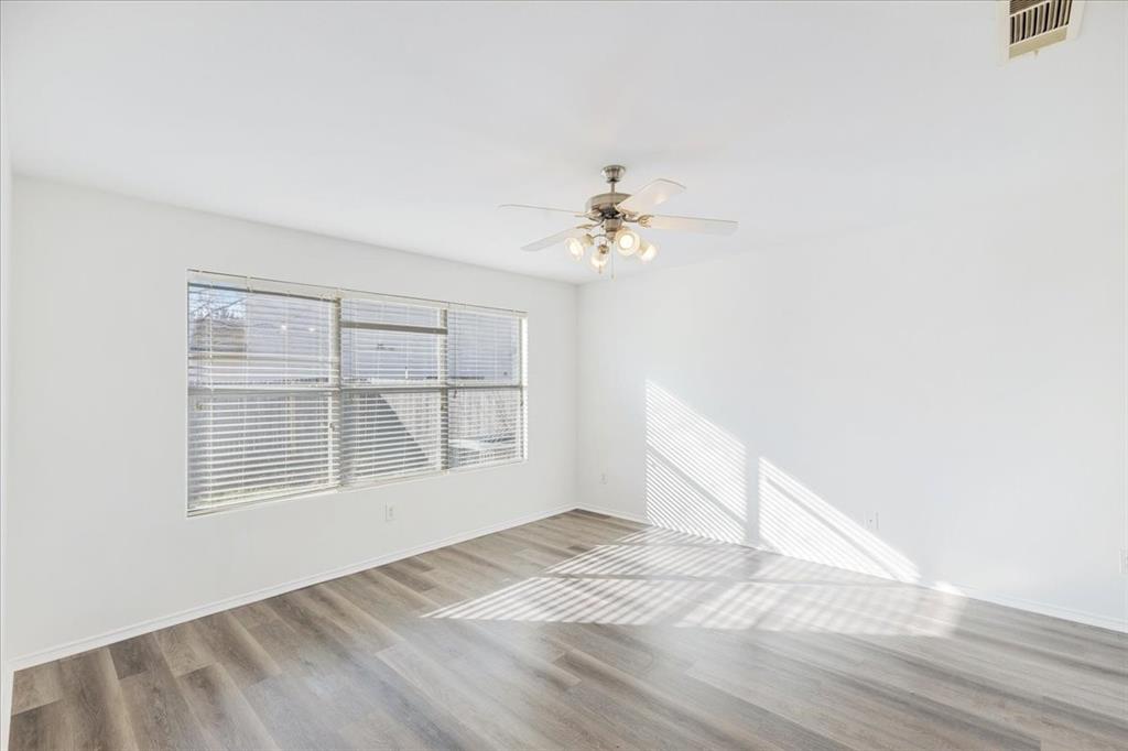 Villages Of Chisholm Ridge Th - Residential