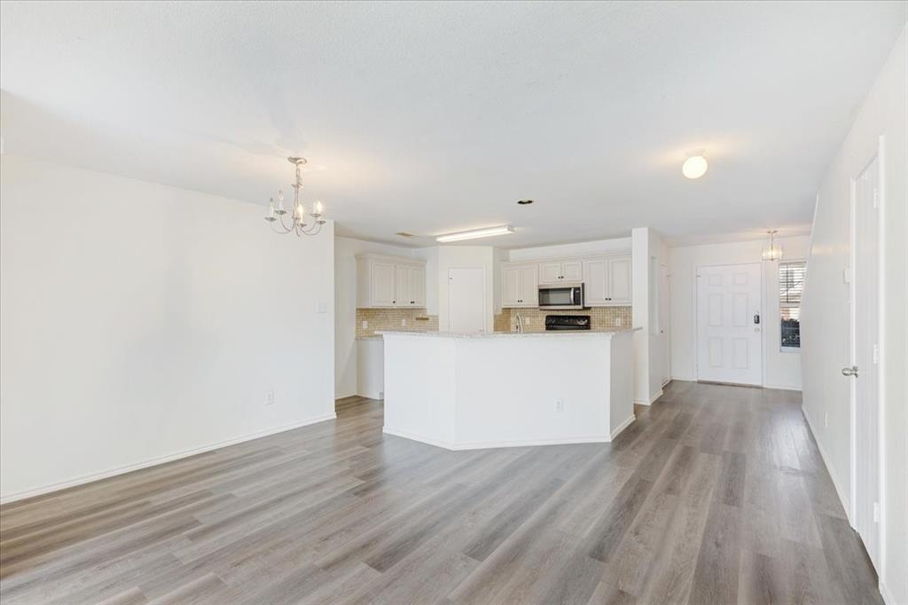 Villages Of Chisholm Ridge Th - Residential