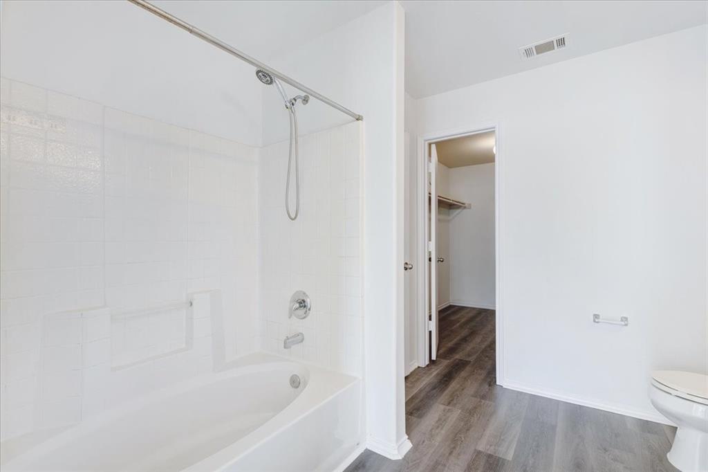 Villages Of Chisholm Ridge Th - Residential