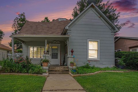 1224 E Hattie Street Fort Worth TX 76104