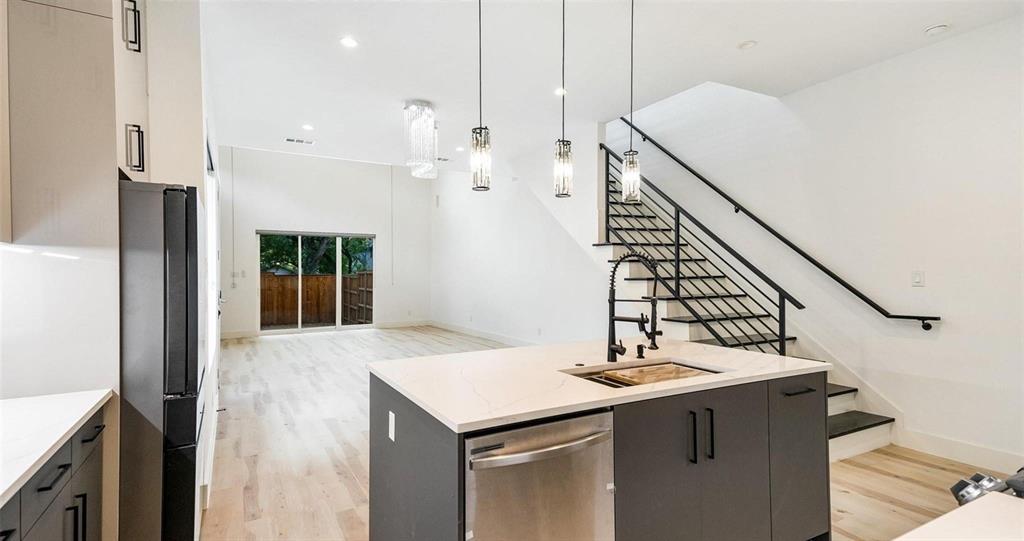 Clifton Place Add 02 - Residential Lease