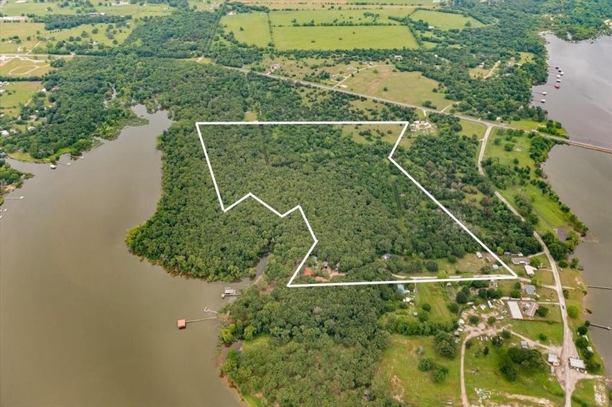 Discover the perfect blend of waterfront tranquility and development potential on RS County Road 1540 in East Tawakoni, TX 75472. This scenic property offers prime waterfront access, ideal for creating a dream residential or recreational development. Don't miss out on this rare opportunity to invest in a picturesque location with endless possibilities.