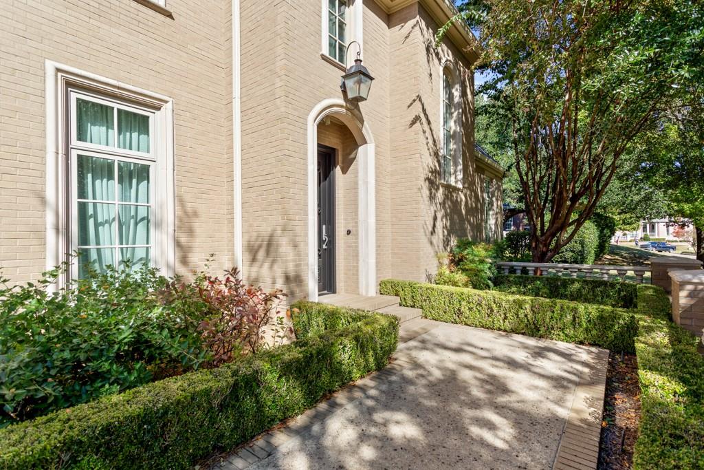 Colonial Estates - Residential