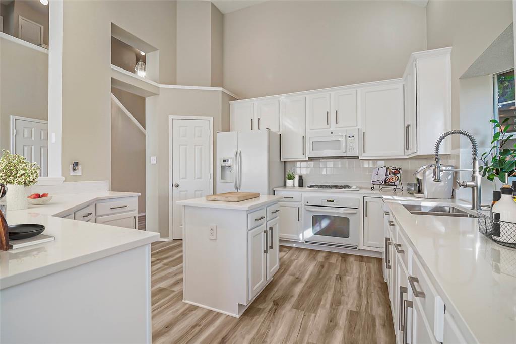 Hunters Glen Twelve - Residential