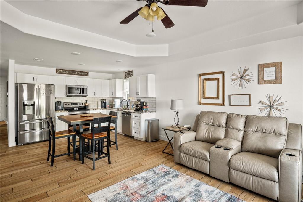 MAXWELL ADDN - Residential