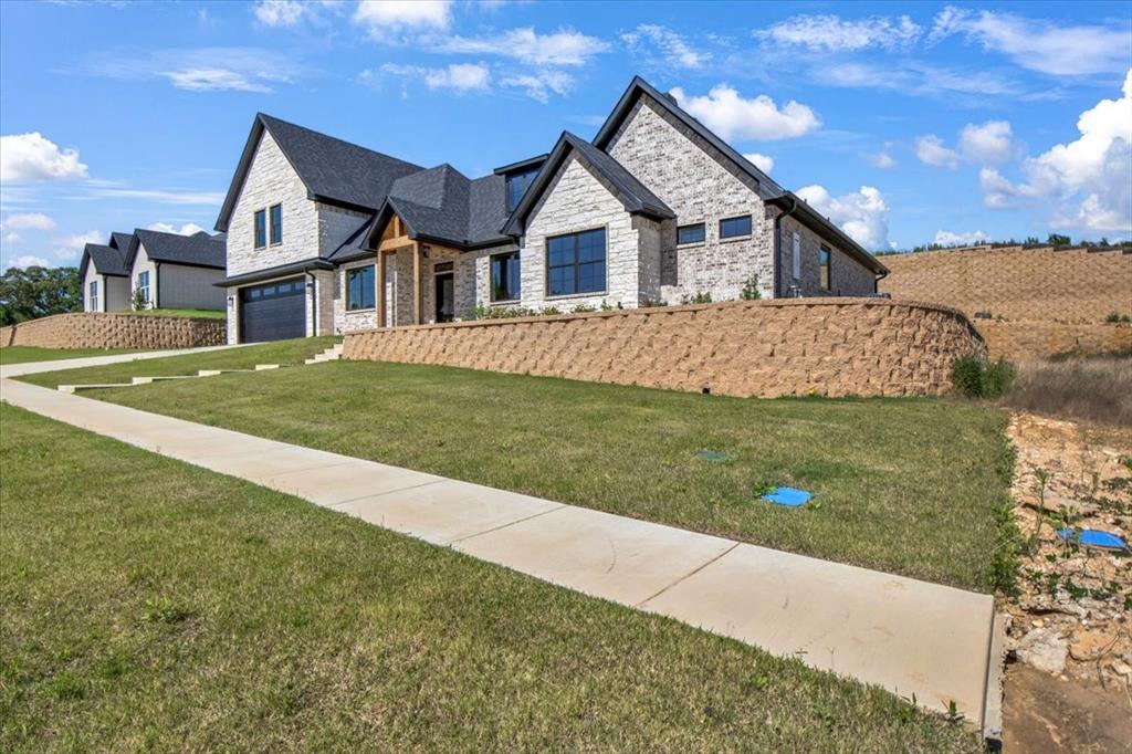 1001 Mallard Drive