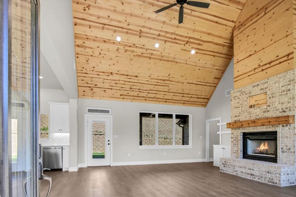 1001 Mallard Drive