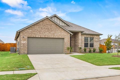 1507 Red Clover Avenue Van Alstyne TX 75495