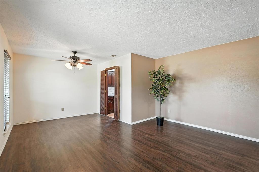 3013 Alderon Lane